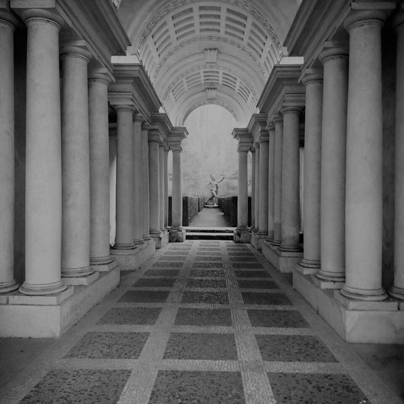 Meet the Posher - Picture 1 of 1